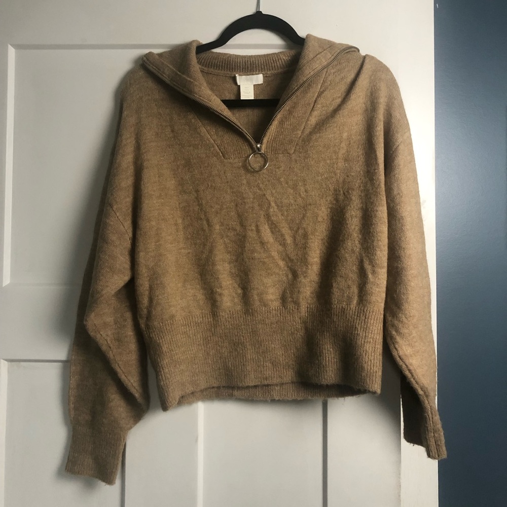 H&M Tan Quarter Zip with O-Ring Zipper Small